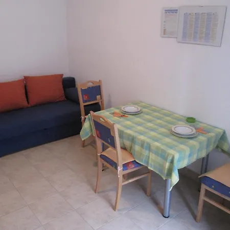 Mate 1661 Apartamento